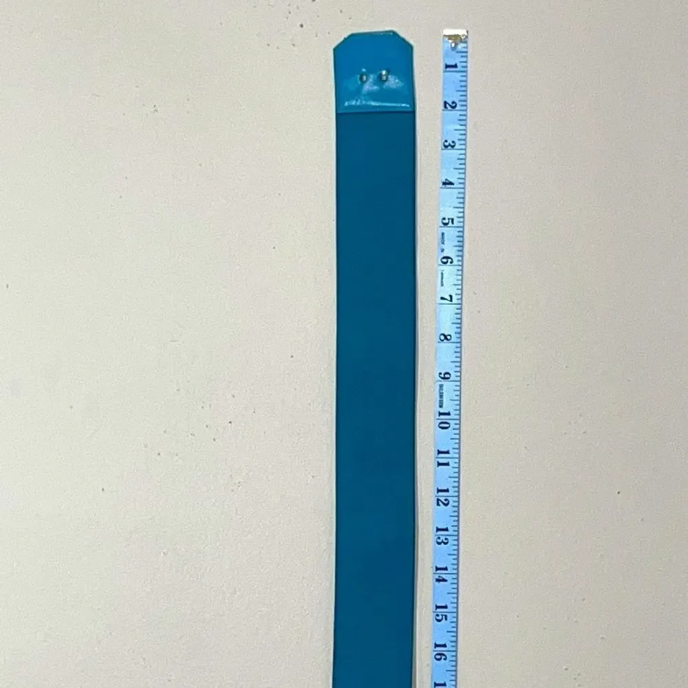 Vintage Anne Klein For Calderon Turquoise Stretchy Belt.
